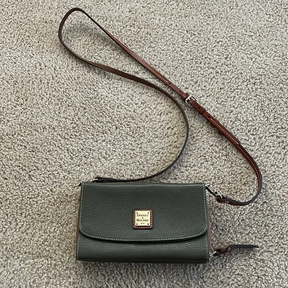 Dooney & Bourke Crossbody Purse - Picture 1 of 5